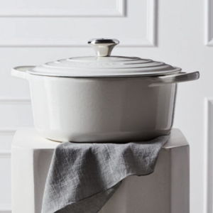Round Dutch Oven, 5.5 quart (White)
