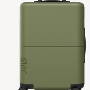 Carry On Essential