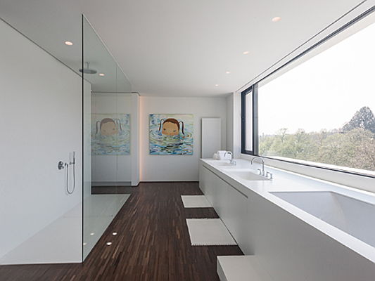  Zermatt
- Refaites votre salle de bain avec un nouveau mur de douche. Voici un aperçu des dernières tendances pour salle de bain de luxe :