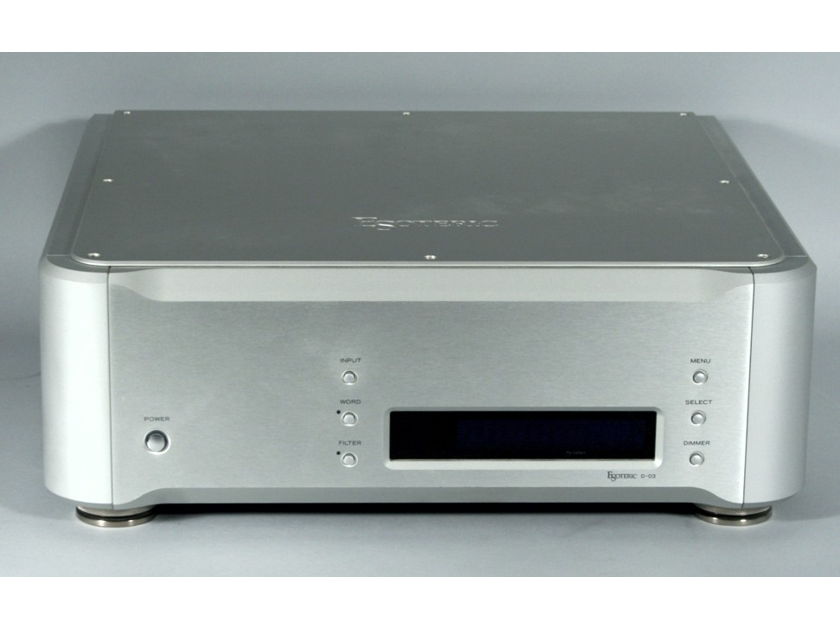 Esoteric D-03 Dual Mono Digital-to-Analogue Converter