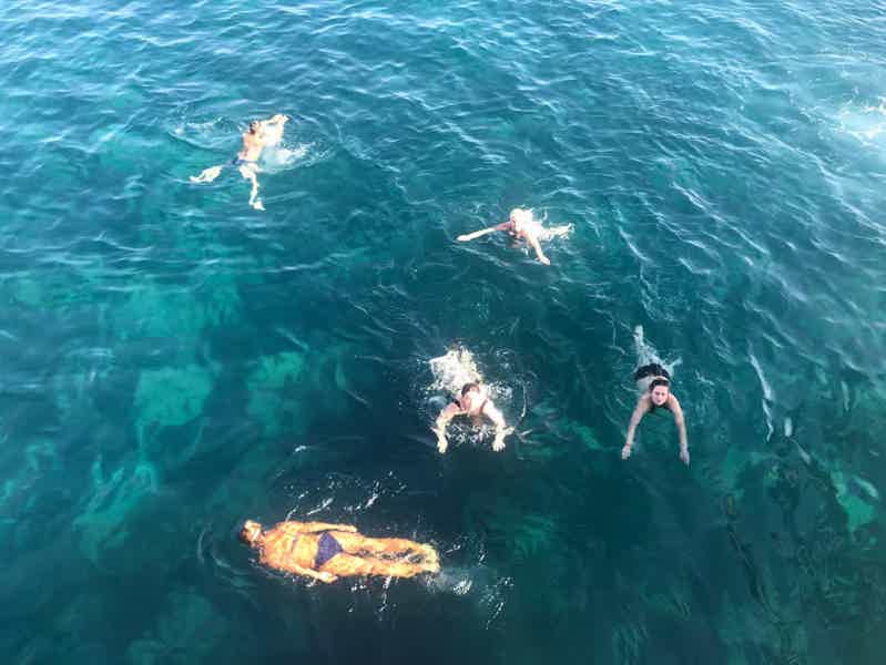 Side: Dolphin Island Boat Trip with Lunch and Swim Stops - photo 4