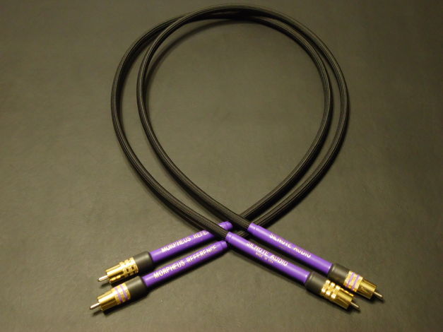 SILNOTE AUDIO CABLES Morpheus Reference II Cardas RCA's...