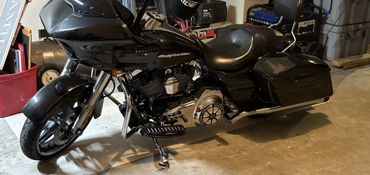 2016 HARLEY-DAVIDSON ROAD GLIDE motorcycle for rent near Dade City, FL