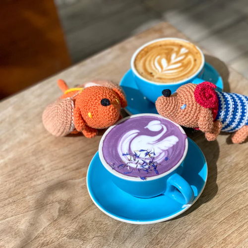 Amelie the Weiner Dog Crochet Pattern