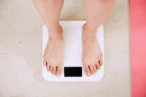 What Causes Rapid Weight Gain in Women