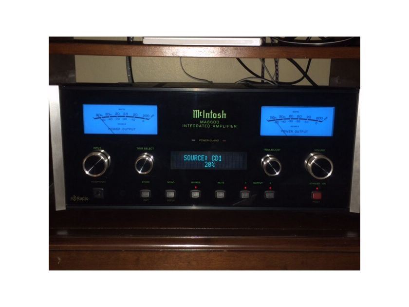 McIntosh MA6600 200 WPC Integrated with TM2 Tuner