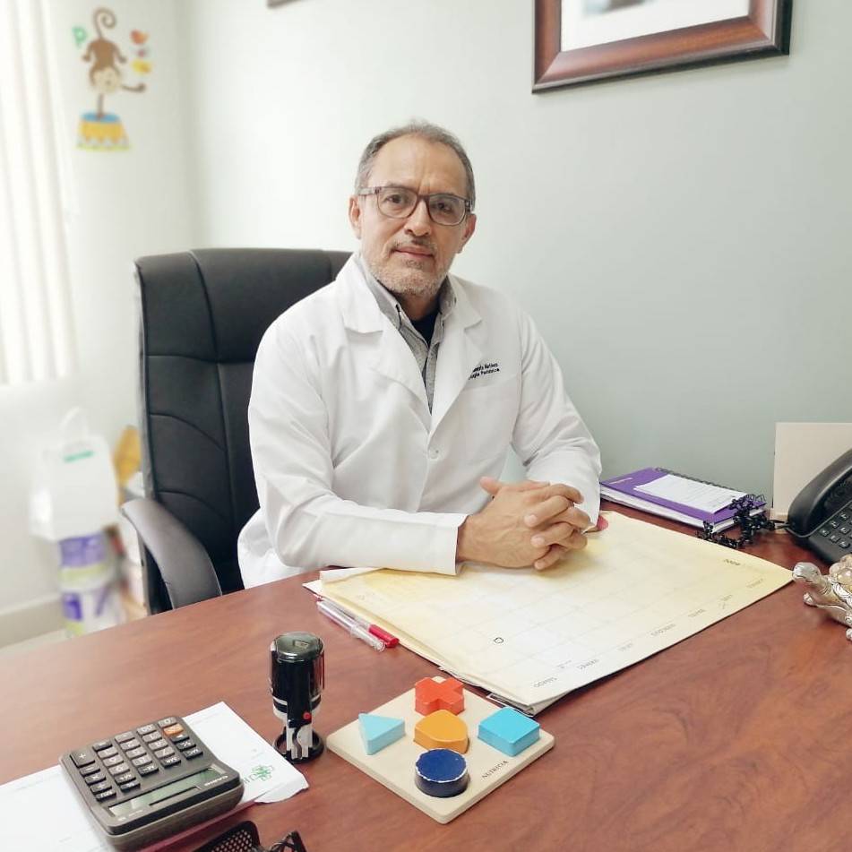 Dr Roberto Martínez Cirujano Pediatra – MedPHE