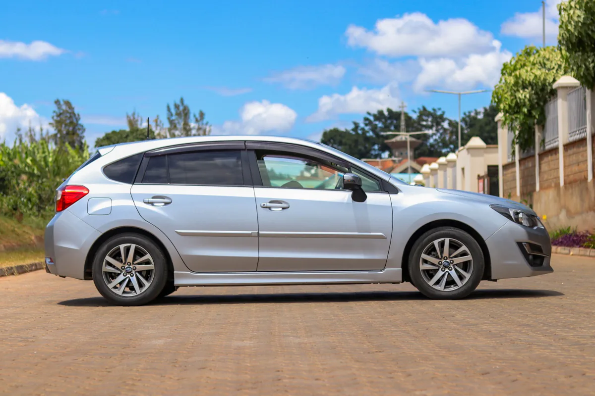 2016 Subaru Impreza — Royal Max Motors — photo 18 of 19
