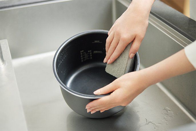 お手入れが必要なパーツはふた、内ふた、内なべの3点のみ