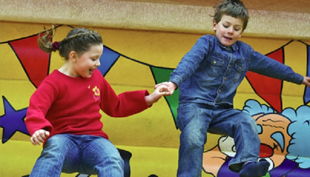 trampolino kinderspielpark spass