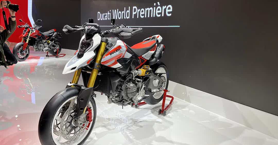 Ducati Hypermotard V2