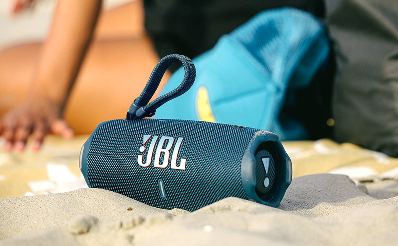 <span>Powerful JBL Pro Sound</span>