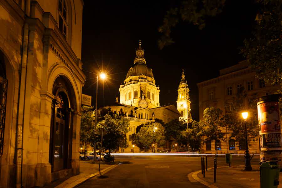 Buda Castle Vampires & Myths Evening Walking Tour - photo 3