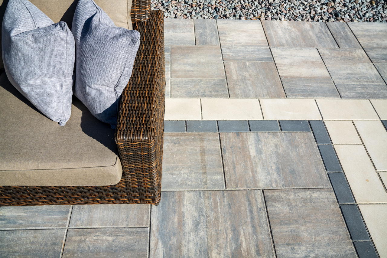 Grand Discover Pavers in timeless with a double border design.