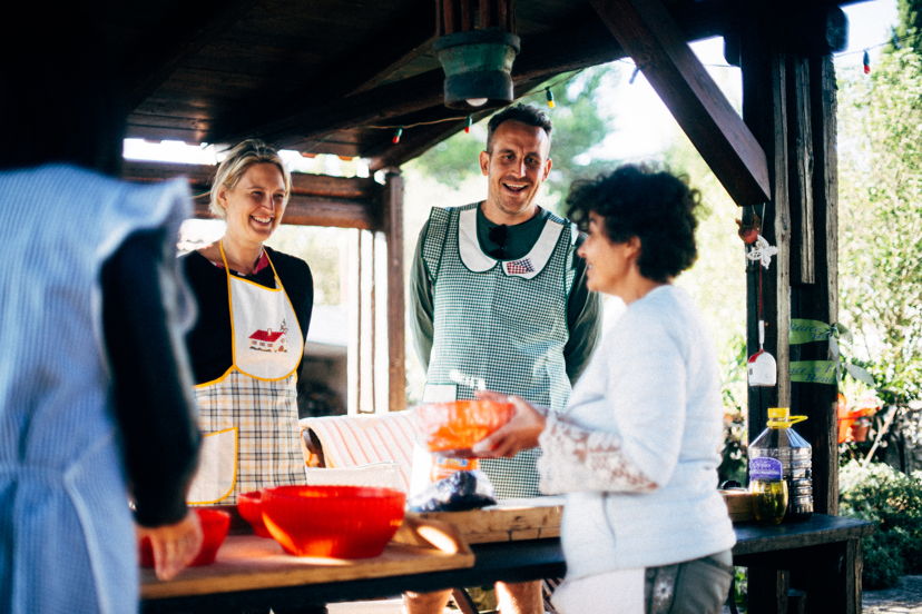 Corsi di cucina Cassano delle Murge: Lezione di cucina sulla pasta pugliese e pranzo in giardino