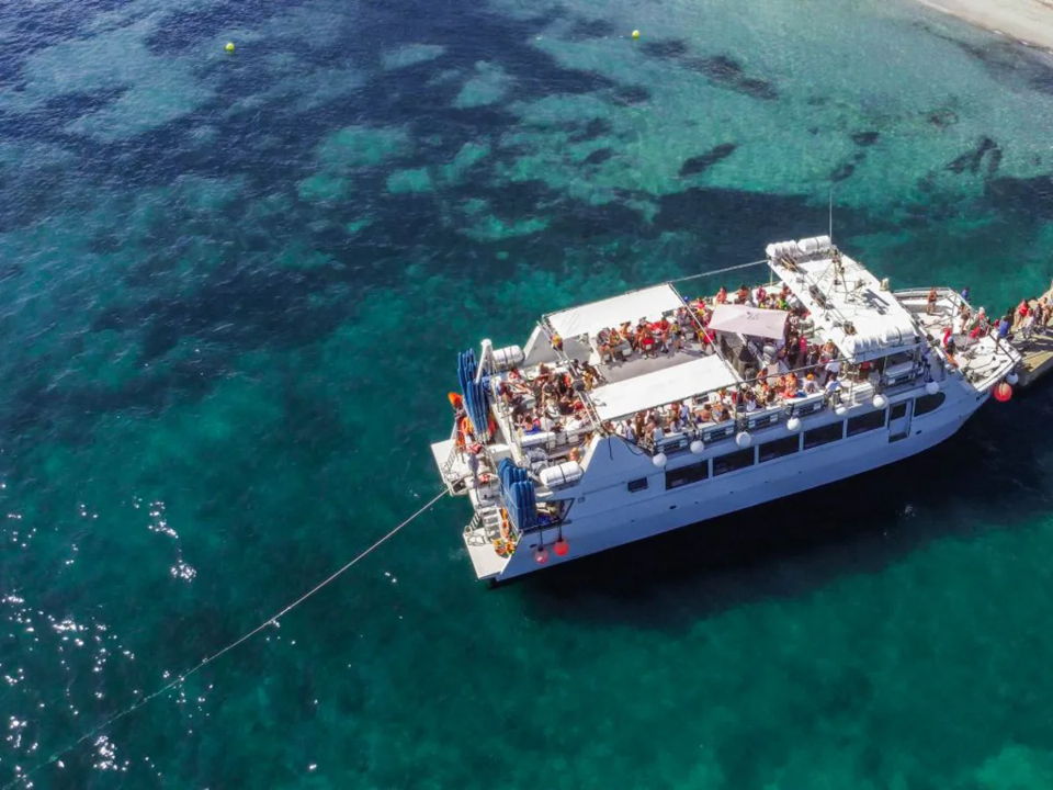 Vip Catamaran Sunset party