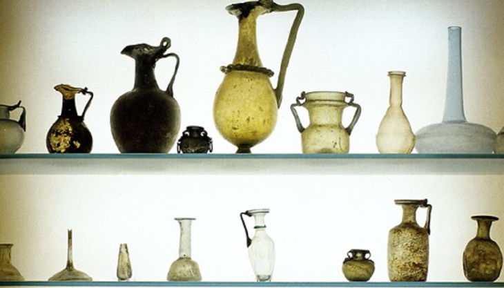 museum für kunst und kulrurgeschichte vasen