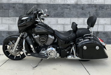 2017 INDIAN CHIEFTAIN ELITE motorcycle for rent near Miami, FL