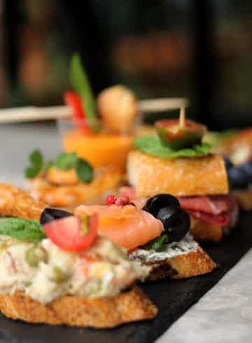 Option to enhance the tour with a tapas menu