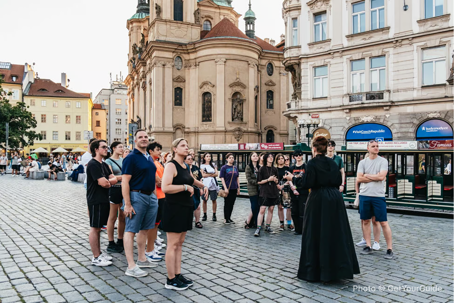Prague: Ghosts and Legends Nighttime Guided Walking Tour - photo 2