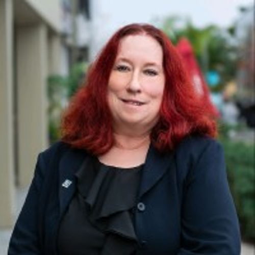 Kelly  Clines