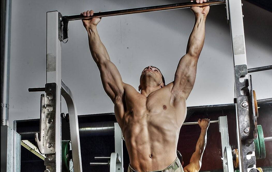 Using Power Tower For Pull Ups Using Power Tower For Pull Ups