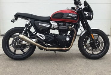 2017 TRIUMPH STREET TWIN motorcycle for rent near Orlando, FL