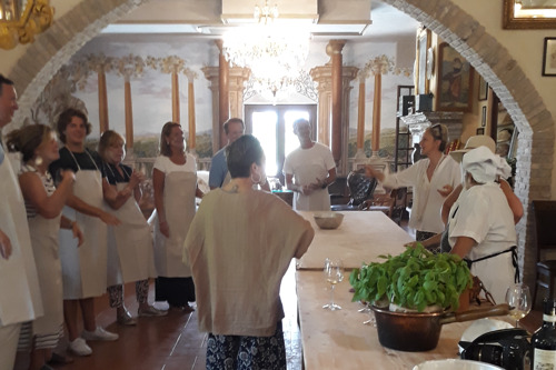 Рим: Частная экскурсия - Мастер-класс по приготовлению пасты и дегустация вина