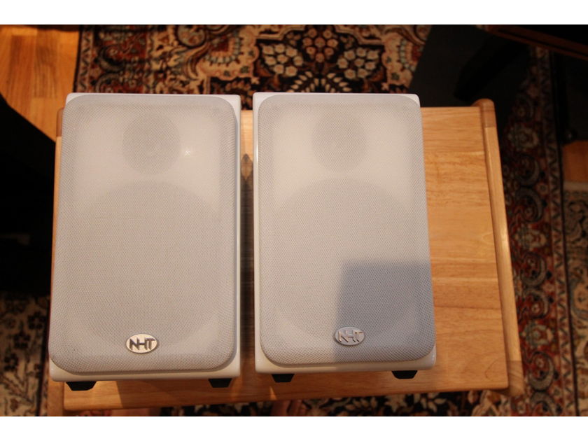 NHT SB-1 speakers Gloss white