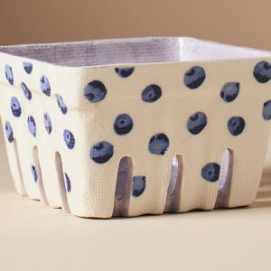 Fruta Stoneware Berry Basket