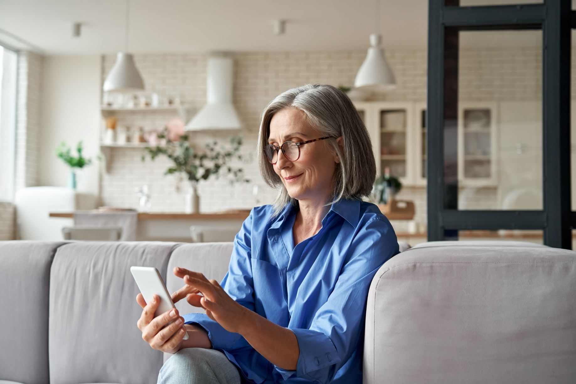 using thermostat app for iphone to control home heating