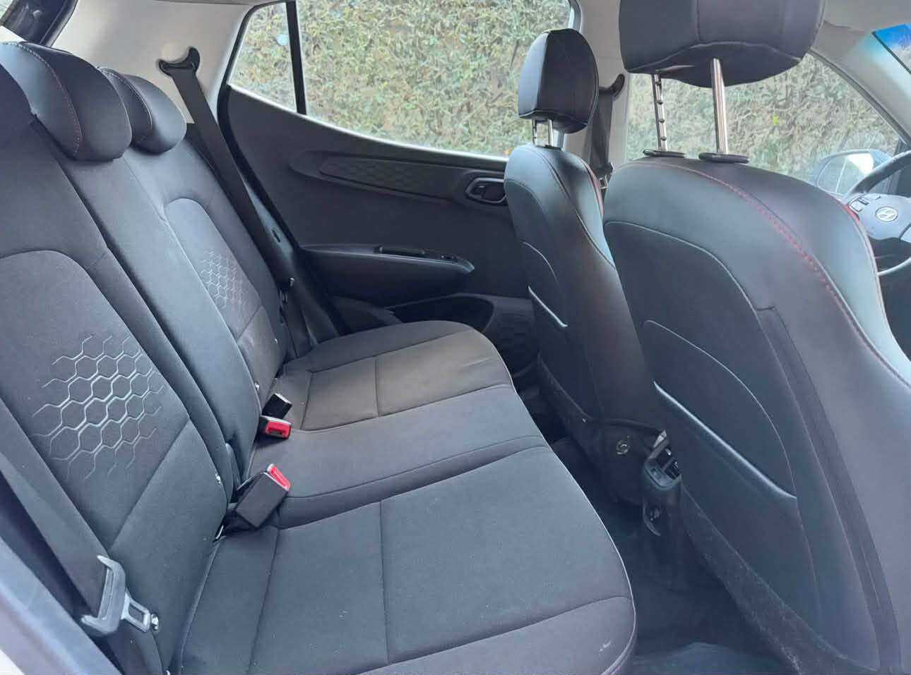 Hyundai i10 2023 - Miniature 4