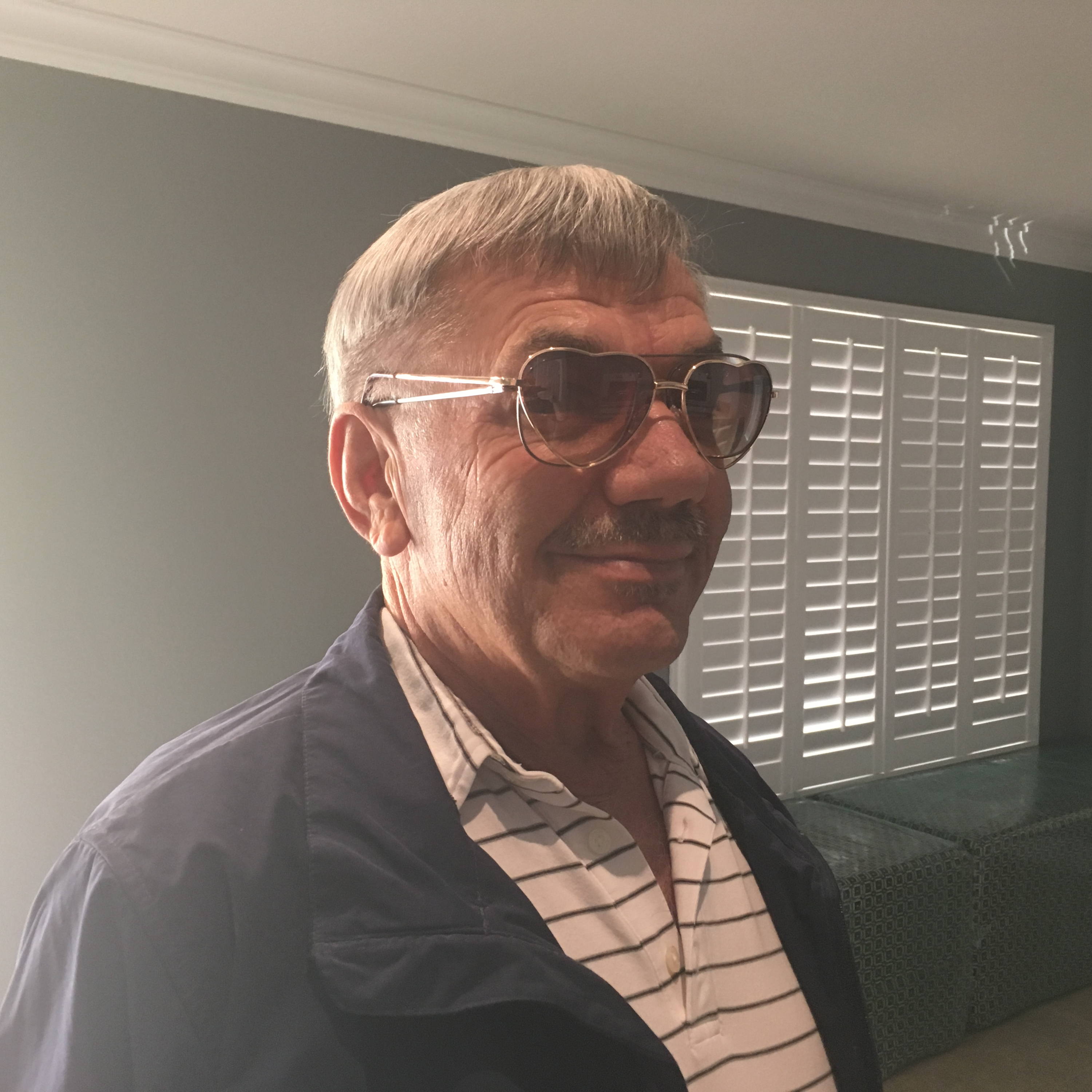 Love Glasses Revolution