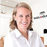 Nina Fait ist Büroleiterin bei Engel & Völkers Lübeck.