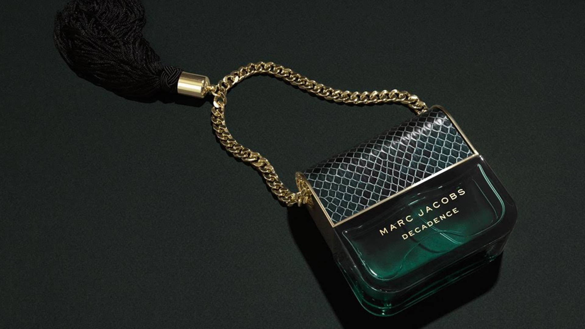 Featured image for Marc Jacobs’ Latest Fragrance: Decadence