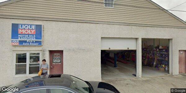 Rick's Auto Repair exterior