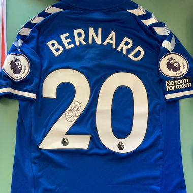 Matchworn Everton Bernard with COA