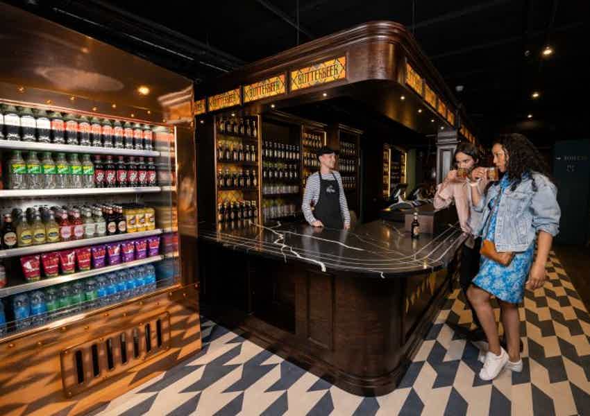 London: Harry Potter Must-See Photo Exhibition & Hop-on/Hop-off Bus Trip - photo 3