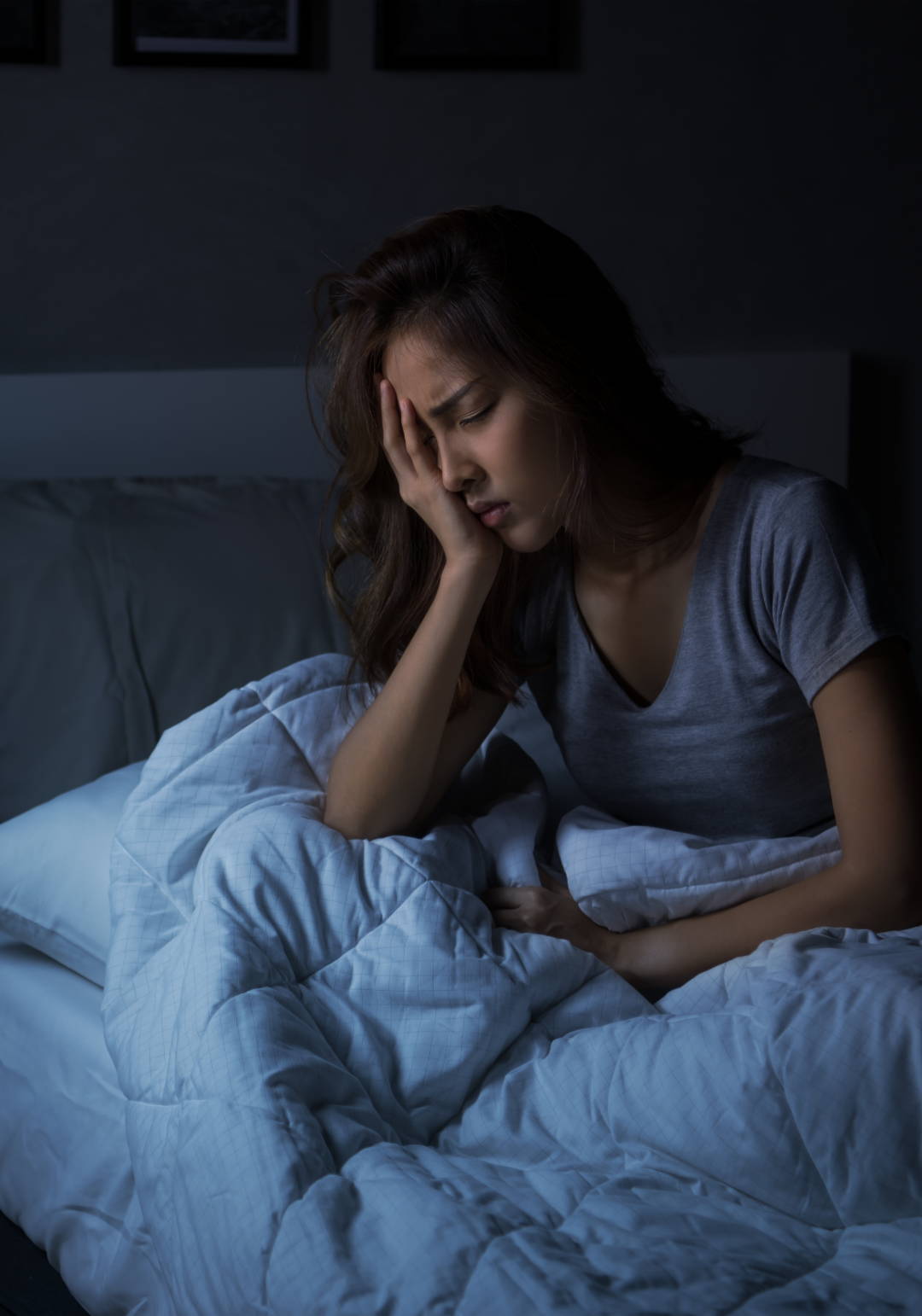 Woman having difficulty sleeping at 2:20AM