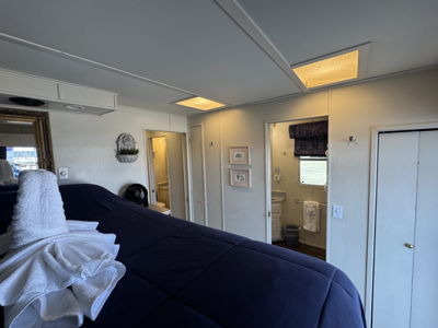 Boat Image 60