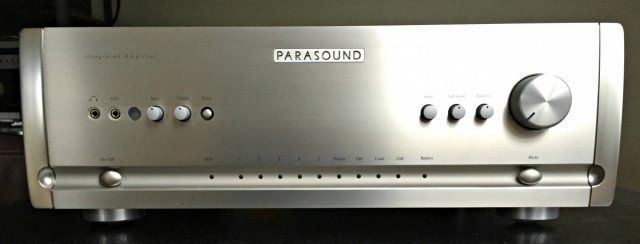 Parasound Halo Integrated 2.1-Ch. Int. DAC