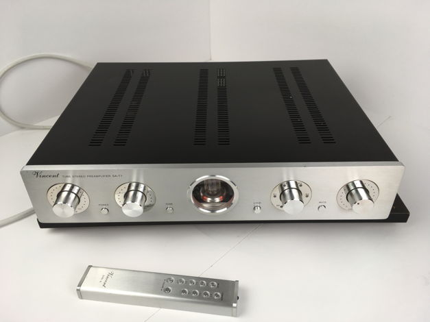 Vincent SA-T1 Tube Preamp with Remote, Gorgeous