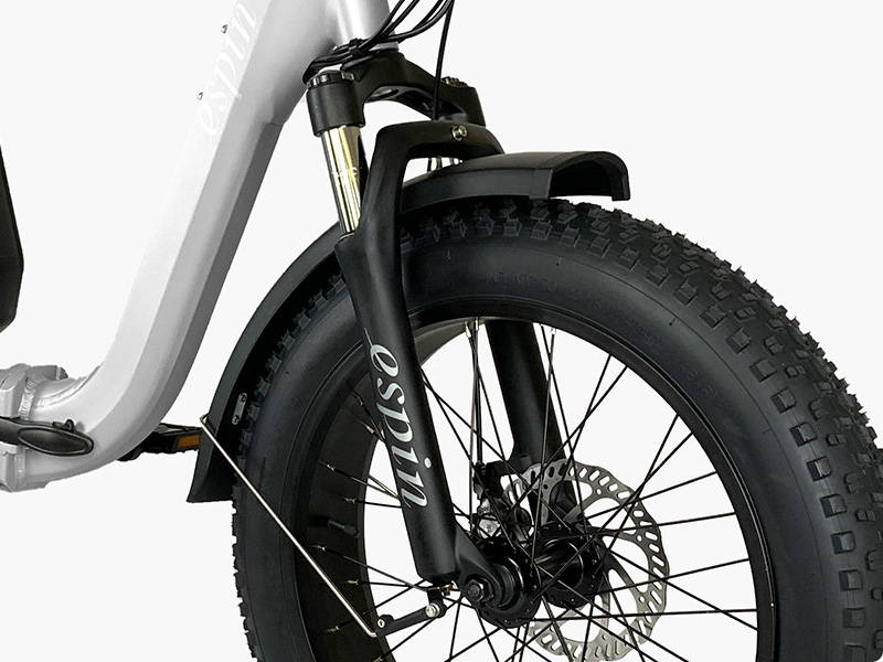 Sail over cracks and curbs with the durable front-suspension fork, allowing you to confidently take on any terrain.