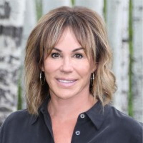Lisa  Blake