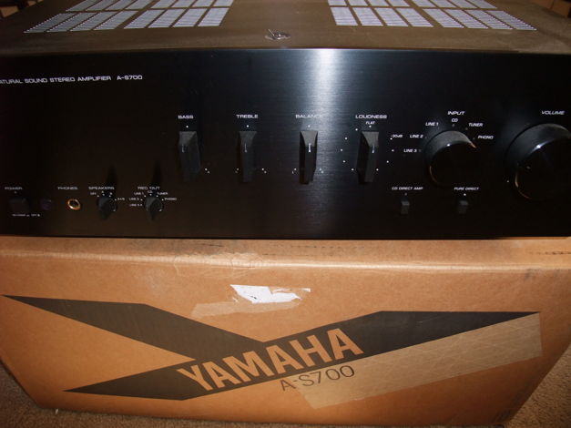 Yamaha A-S700 Integrated Amplifier