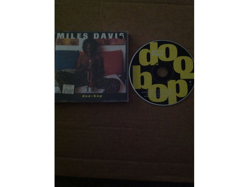 Miles Davis - Doo-Bop Warner Brothers Records Compact Disc