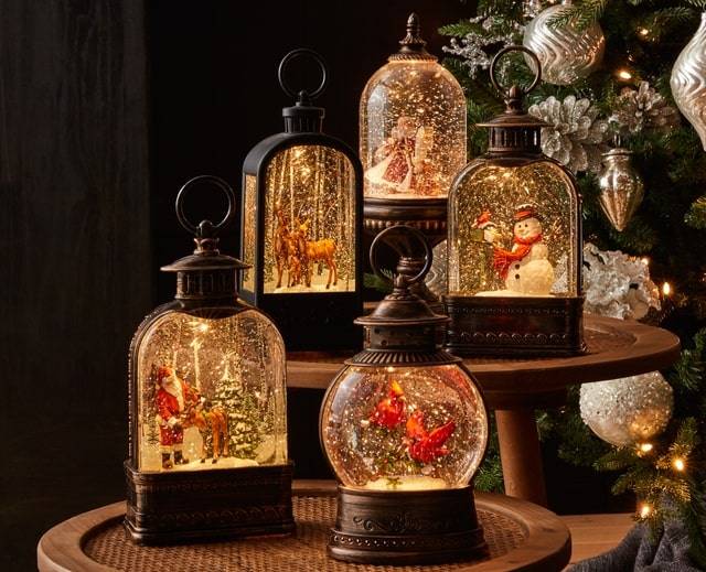 Raz Imports Wooden Sleigh With Winter Natural Arrangement and Pinecone Christmas Home Decor