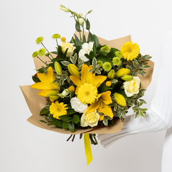 Yellow Bouquet_flowers_delivery_interflora_nz