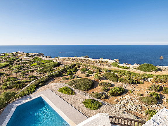  Mahón
- Villa mit Pool in erster Meereslinie in Cala Morell, Ciutadella, Menorca