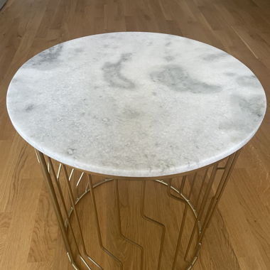 Coffee/ Side table/ Table d'appoint 
